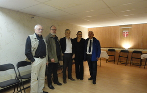 De gauche à droite, M. G. Cerf, M. Wolf, M. JF Baud Maire de Douvaine, Mme Bibloque Présidente CD Tir de Haute Savoie, M. H. Vitoux, Président de l'Arquebuse de Douvaine